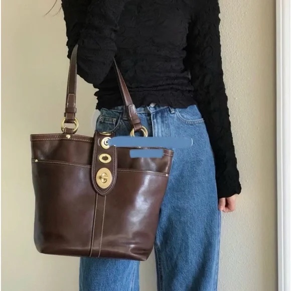 Coach “Lily” Legacy Leather Turn-Lock Tote & Legacy Multi-Stripe Envelope Wallet - Picture 13 of 13